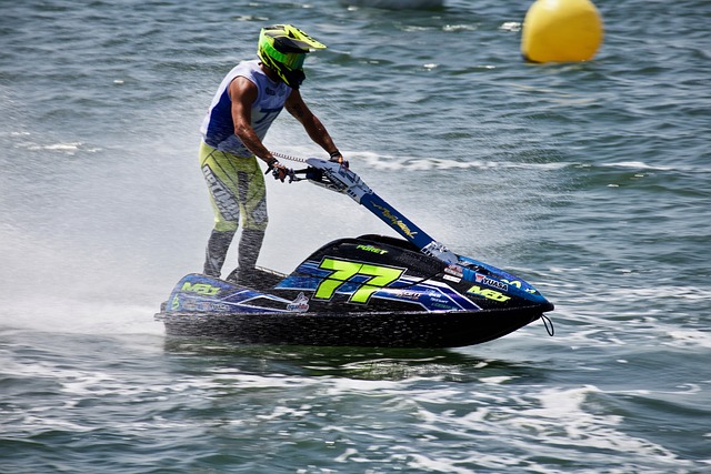 辽宁男篮胜上海，裁判引争议，各界媒体专家发表评论.